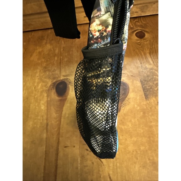 Las Vegas Skyline Landmarks Sling Shoulder Bag - Picture 4 of 5